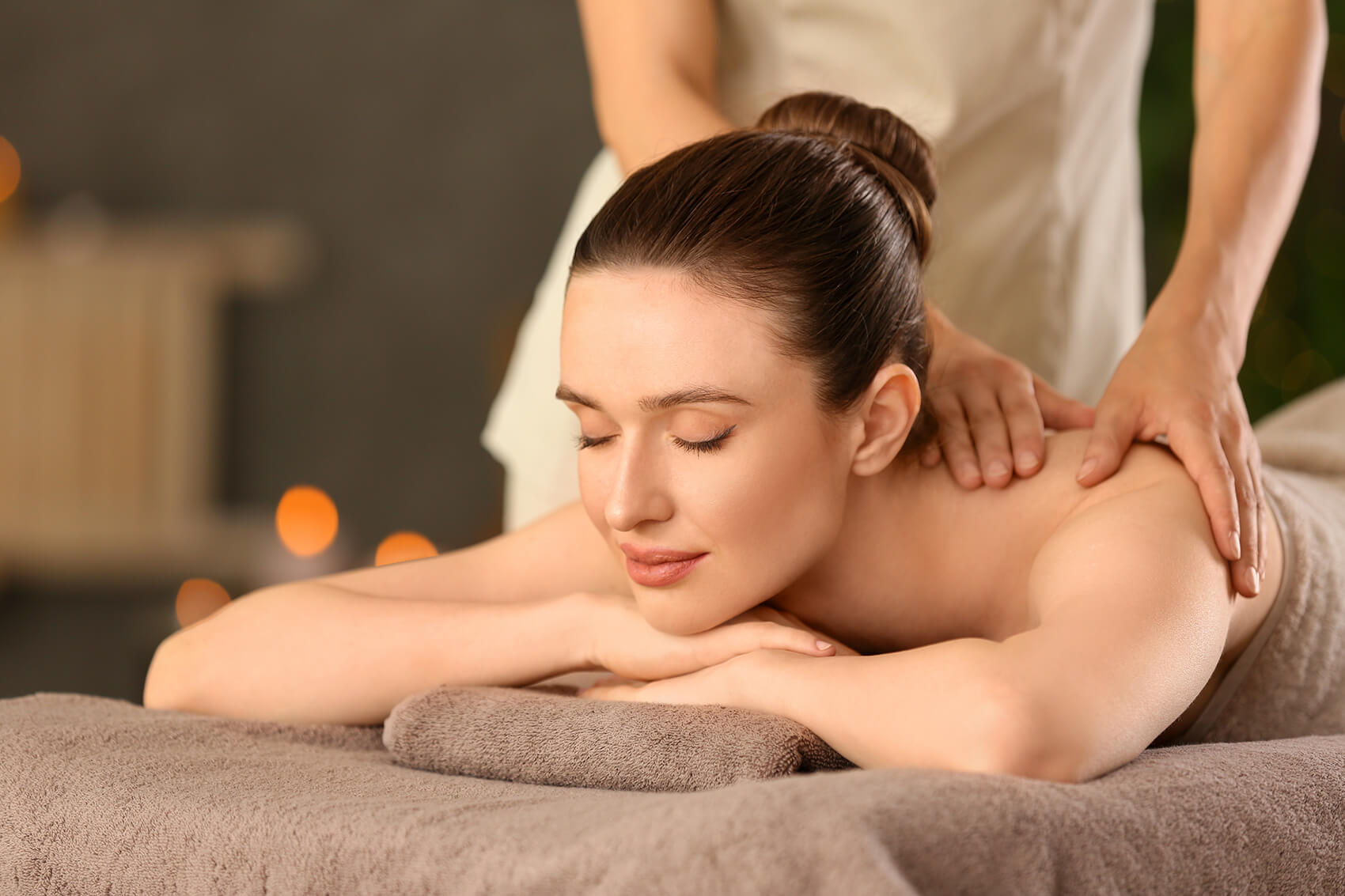 Best Massage & Scrub Combo